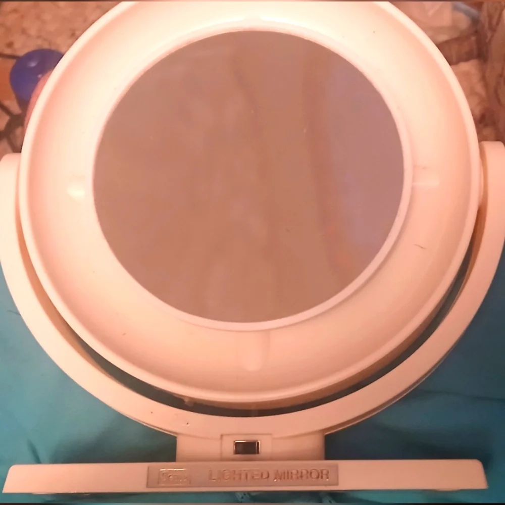 Vintage Vanity 70s SEARS Lighted Makeup Mirror In VG+ Working Condition